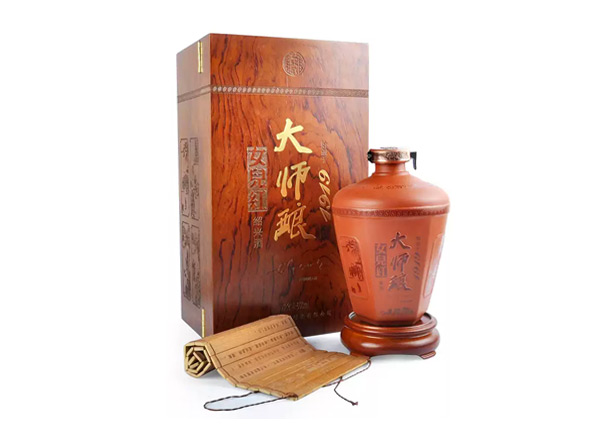 唐山女儿红回收绍兴黄酒女儿红四十年大师酿1919花雕酒紫砂坛600ml木盒礼盒装